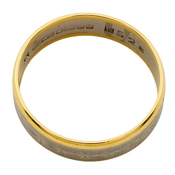 18ct 2-tone Gold 3.6g Wedding Ring size O